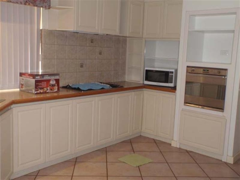 41 Adelphi Court, Marangaroo WA 6064