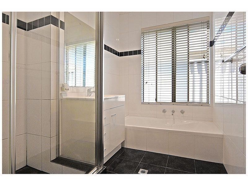 12 Barrallier Circle, Mirrabooka WA 6061