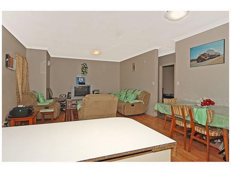 12 Barrallier Circle, Mirrabooka WA 6061