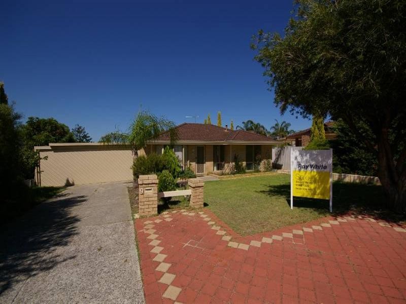 9 Collison Place, Marangaroo WA 6064