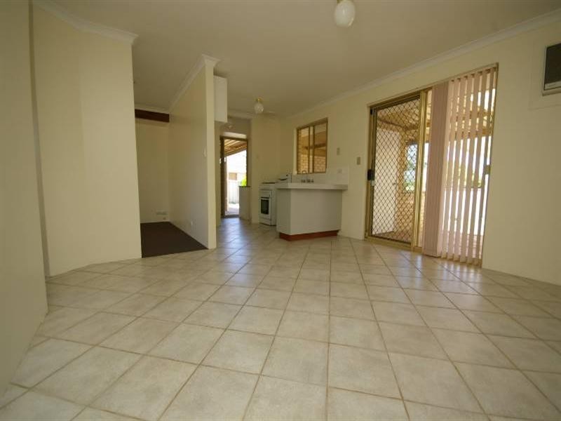 9 Collison Place, Marangaroo WA 6064