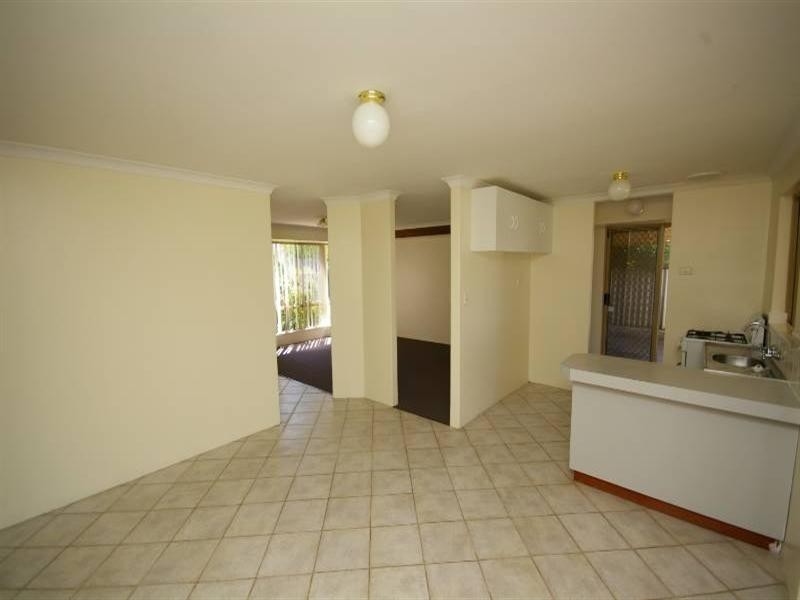 9 Collison Place, Marangaroo WA 6064