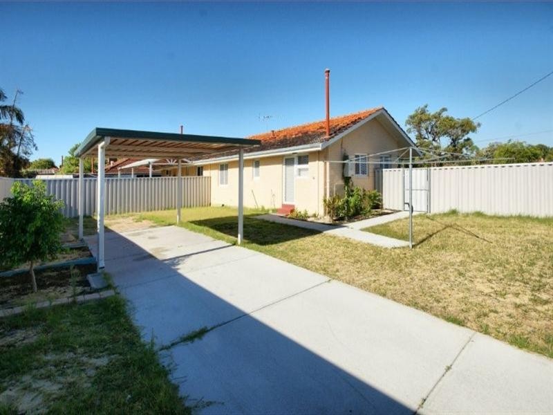 55 Curlington Crescent, Balga WA 6061