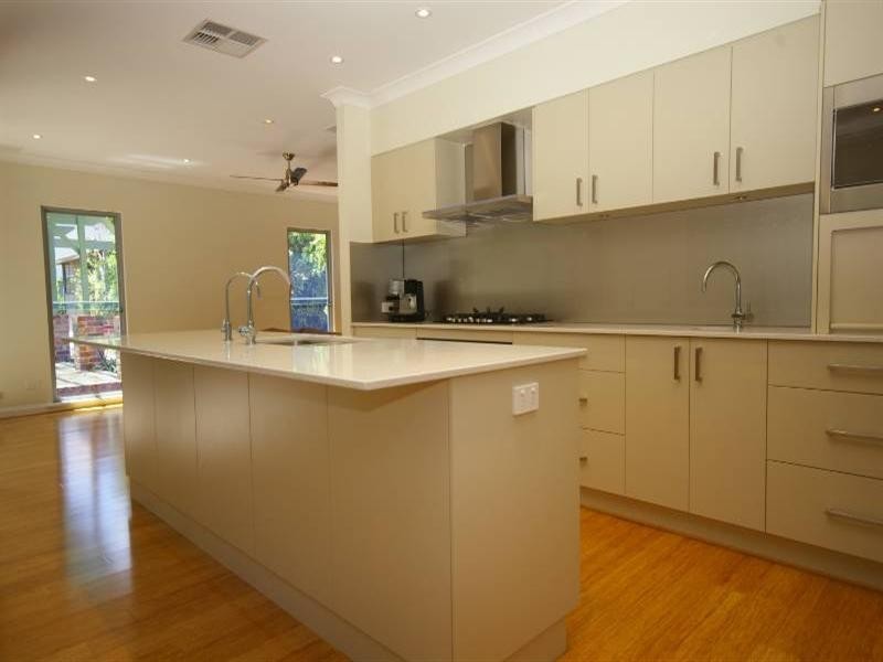 39 Leake Street, Bayswater WA 6053