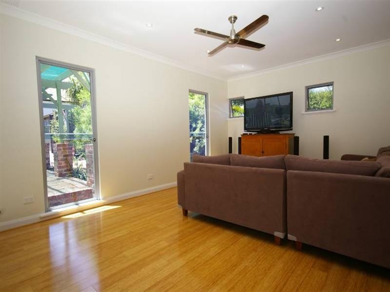 39 Leake Street, Bayswater WA 6053