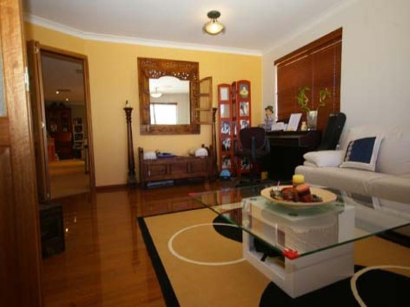 5 Caffrum Green, Mirrabooka WA 6061