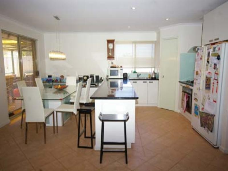 5 Caffrum Green, Mirrabooka WA 6061