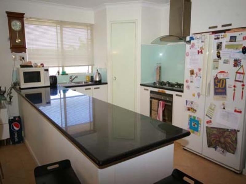 5 Caffrum Green, Mirrabooka WA 6061