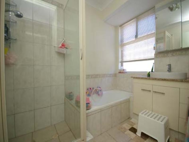 5 Caffrum Green, Mirrabooka WA 6061