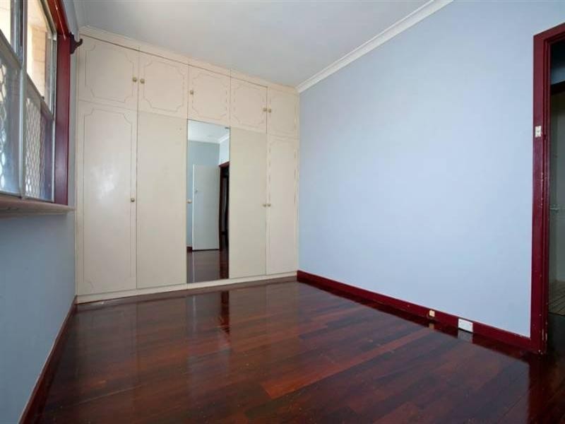 13 Hemsey Street, Balga WA 6061