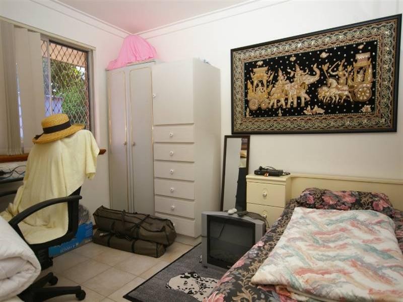 63 Nanovich Avenue, Girrawheen WA 6064