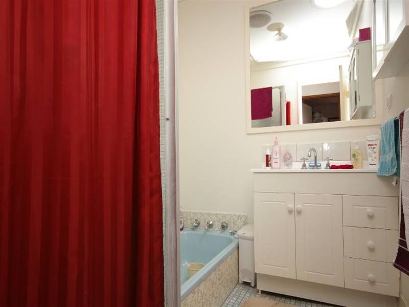 63 Nanovich Avenue, Girrawheen WA 6064