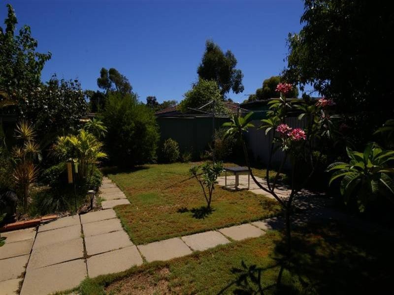 63 Nanovich Avenue, Girrawheen WA 6064