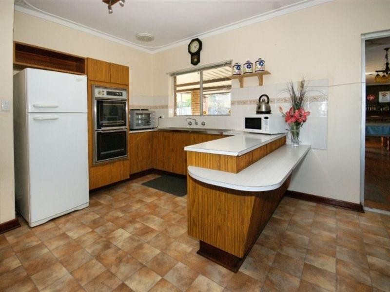 3 Princess Way, Balga WA 6061