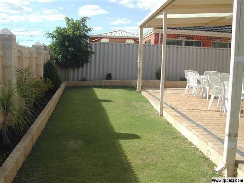 18 Lively Circle, Mirrabooka WA 6061