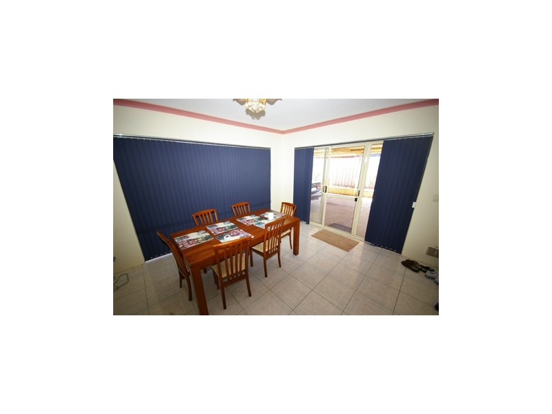 19 Pondana Mews, Ballajura WA 6066