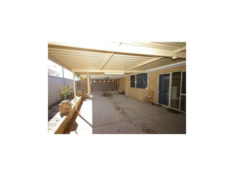 19 Pondana Mews, Ballajura WA 6066