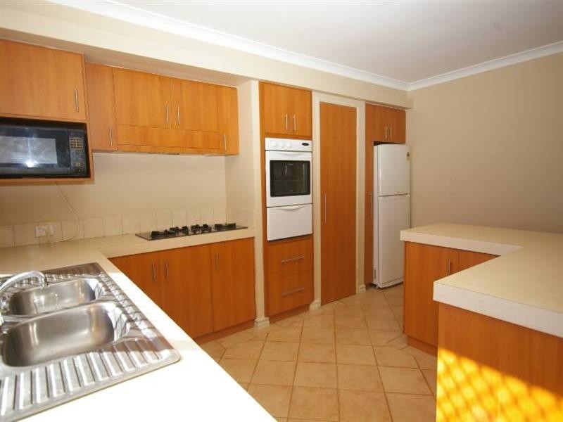 71 Hillcrest Road, Alexander Heights WA 6064