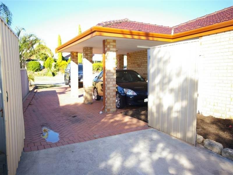 71 Hillcrest Road, Alexander Heights WA 6064