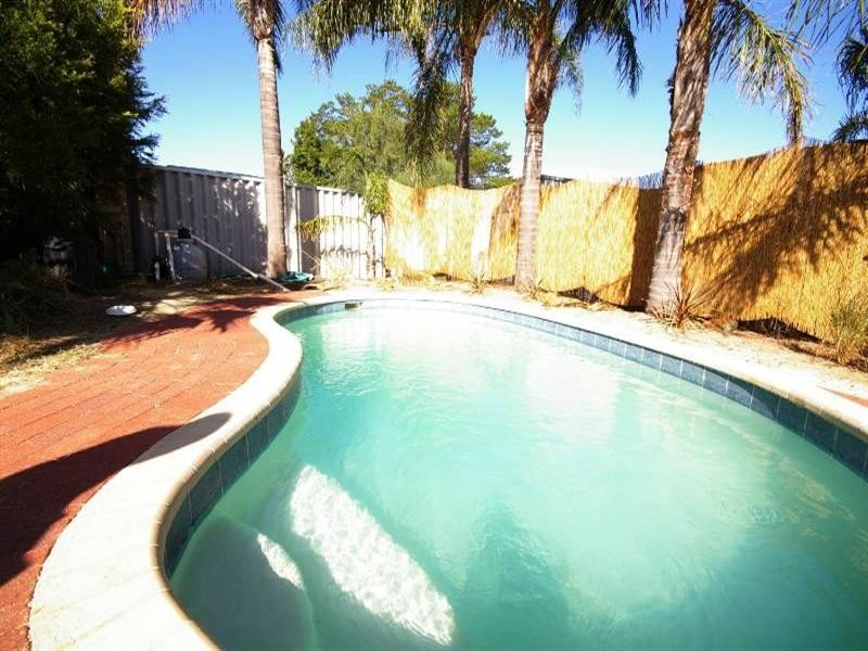 6 Wills Court, Mirrabooka WA 6061