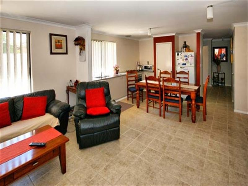 33A Wythburn Avenue, Balga WA 6061