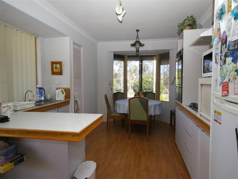 34 Le Grand Gardens, Marangaroo WA 6064