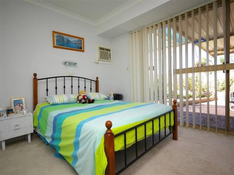 34 Le Grand Gardens, Marangaroo WA 6064