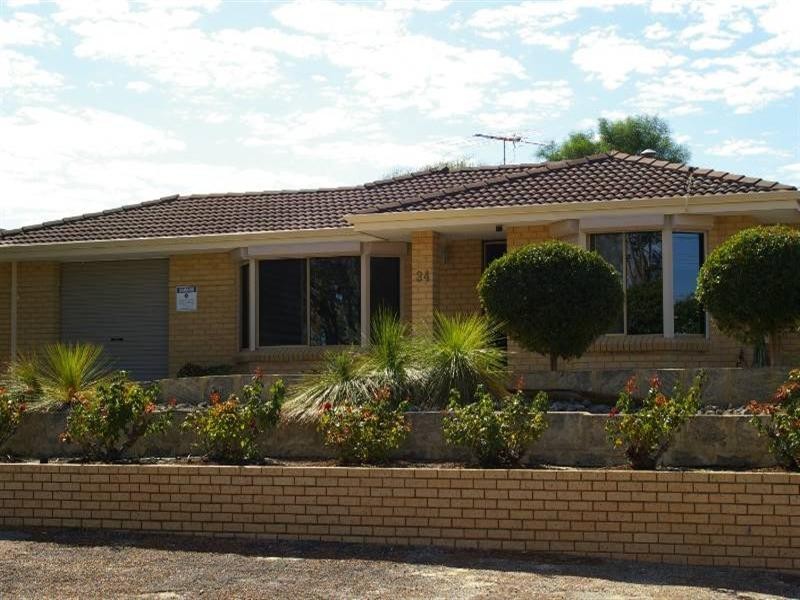 34 Le Grand Gardens, Marangaroo WA 6064