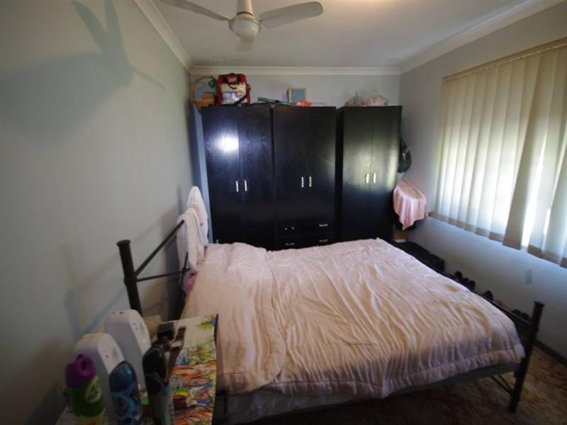 1 Meakers Way, Girrawheen WA 6064