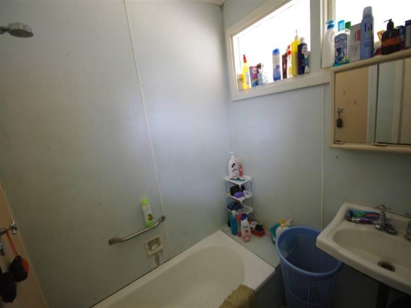 1 Meakers Way, Girrawheen WA 6064