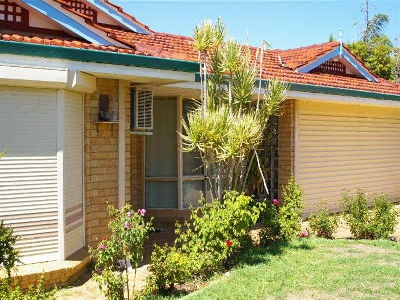 14 Uluru Gardens, Ballajura WA 6066