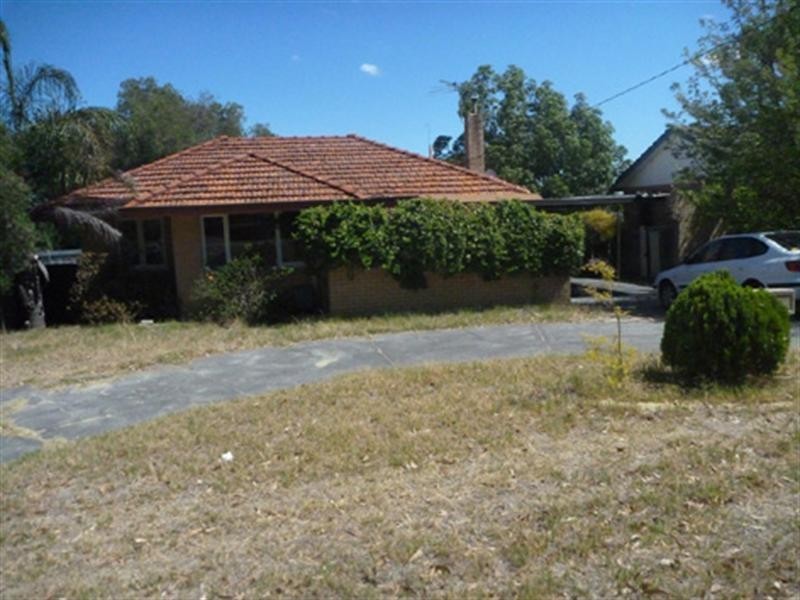 37 Maitland Road, Balga WA 6061