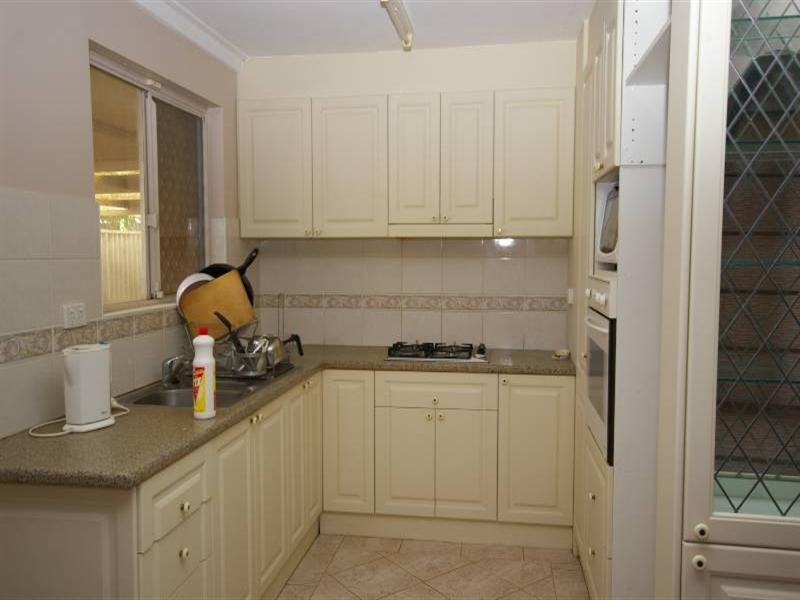 39 Amberton Avenue, Girrawheen WA 6064