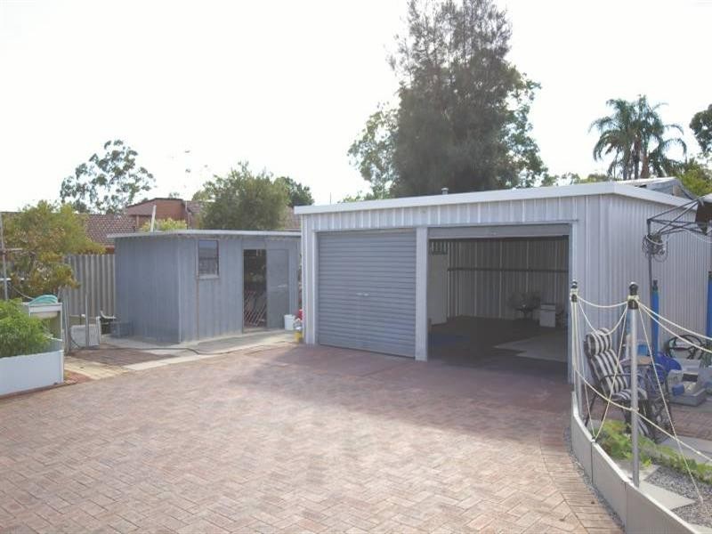 23 Burnham Way, Girrawheen WA 6064