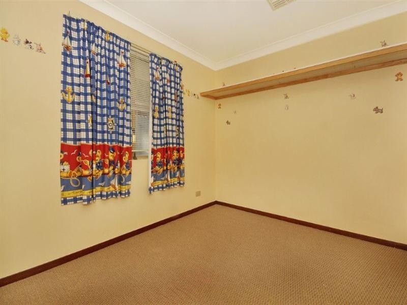 23 Burnham Way, Girrawheen WA 6064