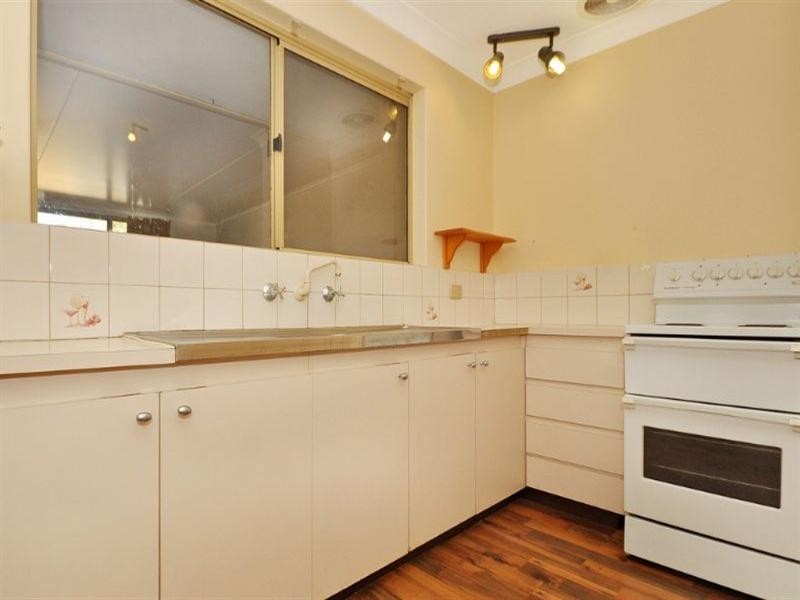 23 Burnham Way, Girrawheen WA 6064