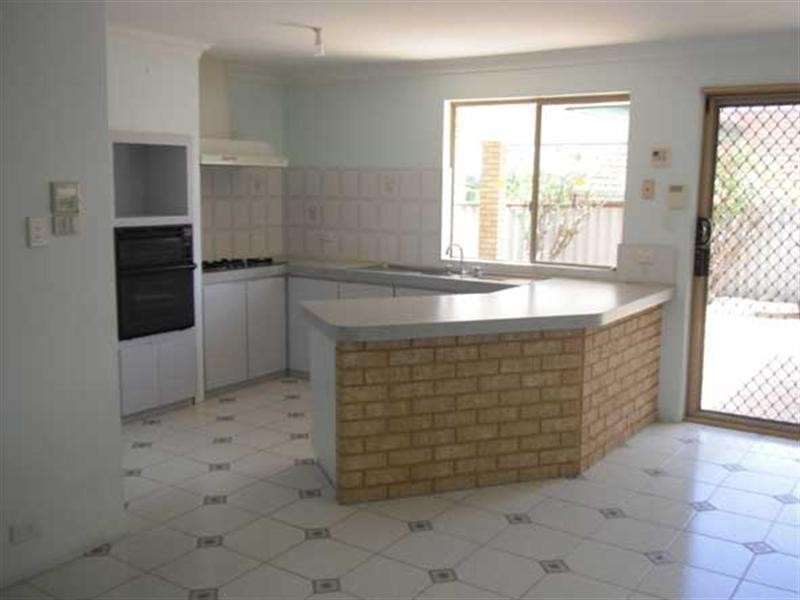 9 Rosewood Crescent, Dianella WA 6059