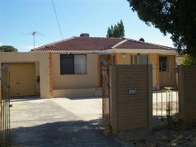 23 Tendring Way, Girrawheen WA 6064