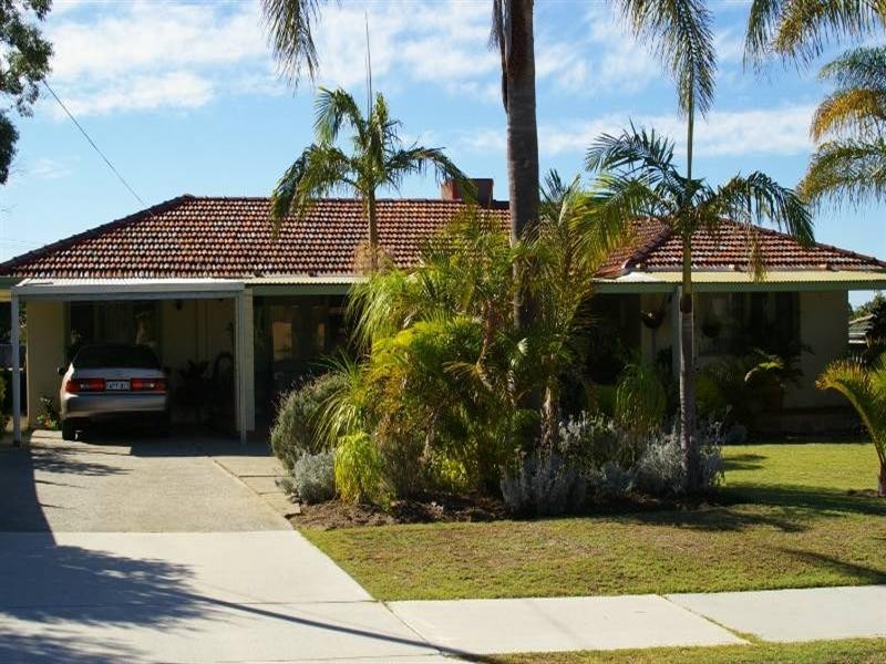 45 Bendix Way, Girrawheen WA 6064