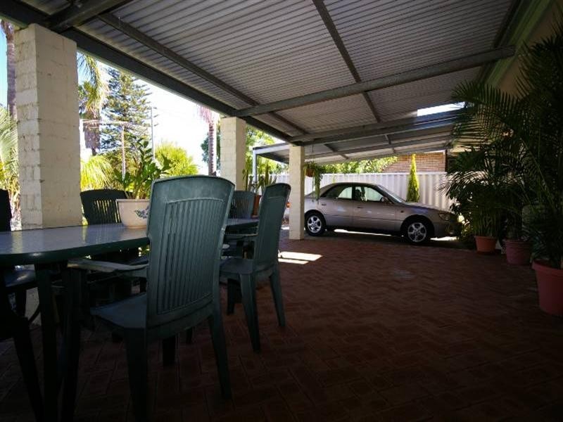 45 Bendix Way, Girrawheen WA 6064