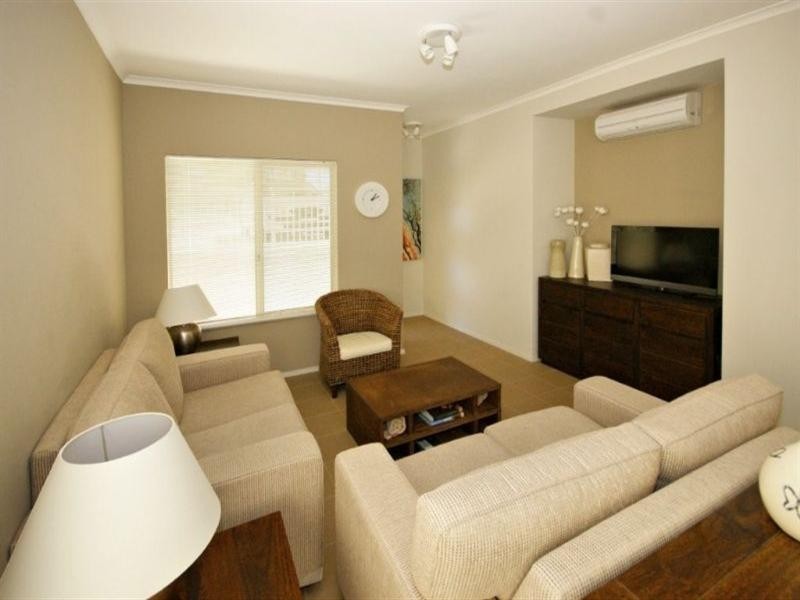 8A Stedham Way, Balga WA 6061