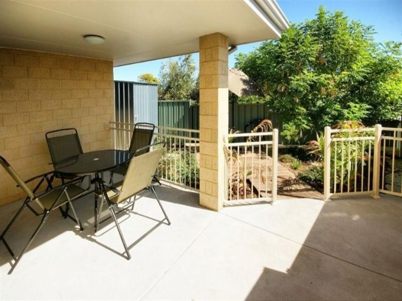 8A Stedham Way, Balga WA 6061