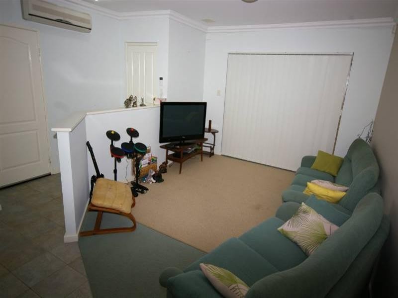 Unit 1/6 Oakney Avenue, Nollamara WA 6061