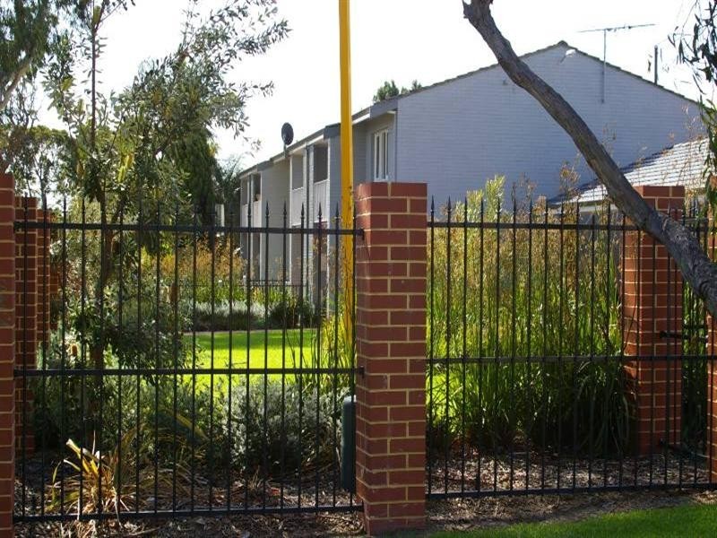 1/31 Markham Way, Balga WA 6061