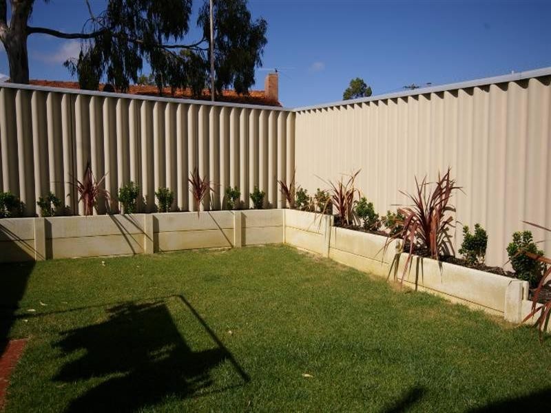 1/31 Markham Way, Balga WA 6061