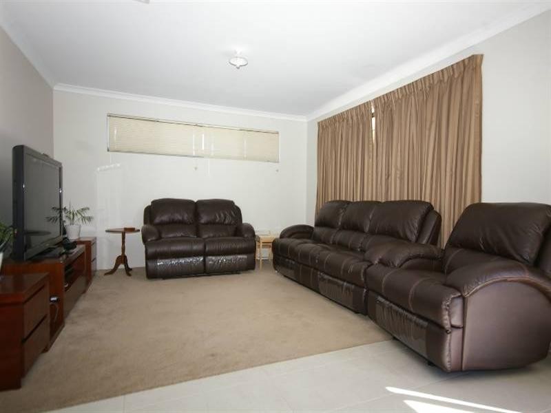 14 Driftwood Way, Beechboro WA 6063
