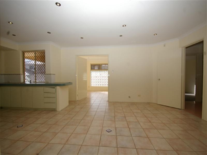 6 Menmuir Place, Bayswater WA 6053