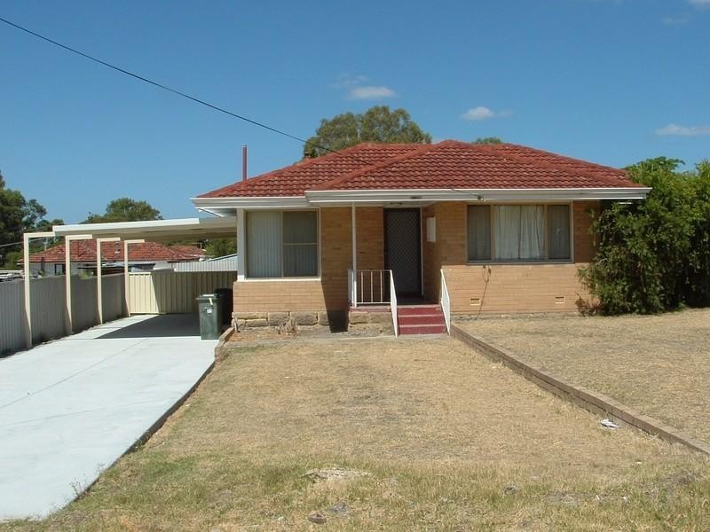 55 Hainsworth Avenue, Girrawheen WA 6064