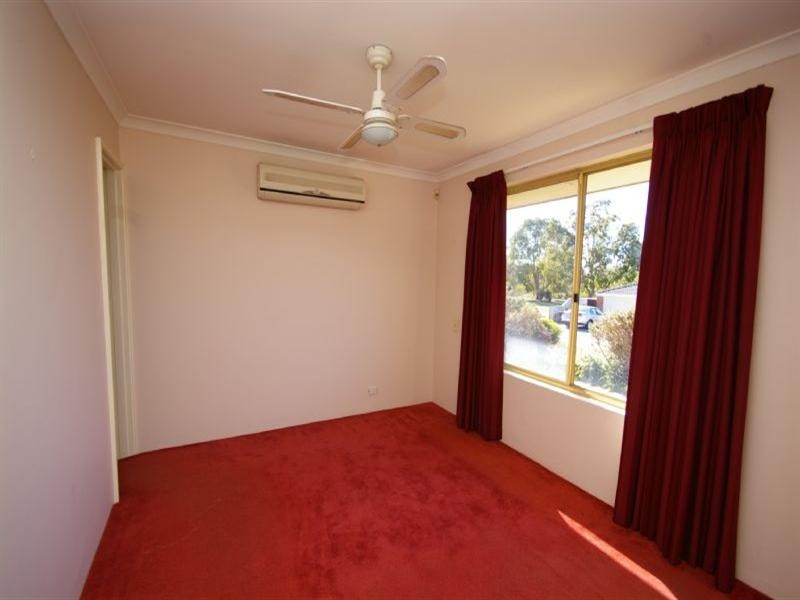 9 Bosberry Retreat, Mirrabooka WA 6061