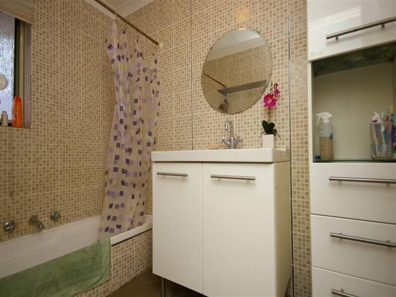 17 Redgate Court, Kiara WA 6054